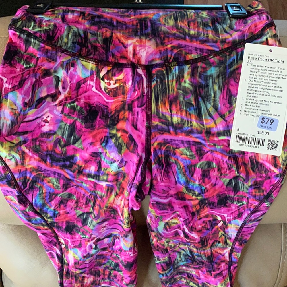 NWT Lululemon Base Pace Tight 25”